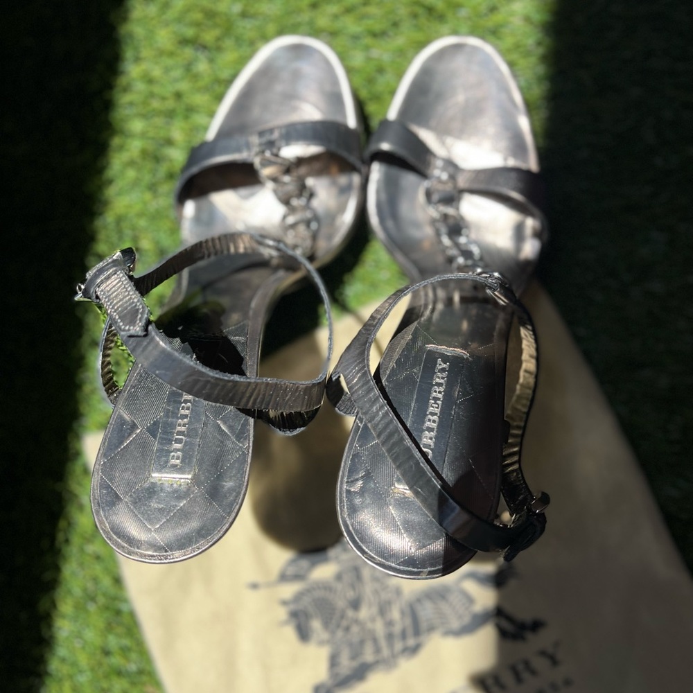 💎BURBERRY VINTAGE SANDAL💎 - Picture 4 of 11